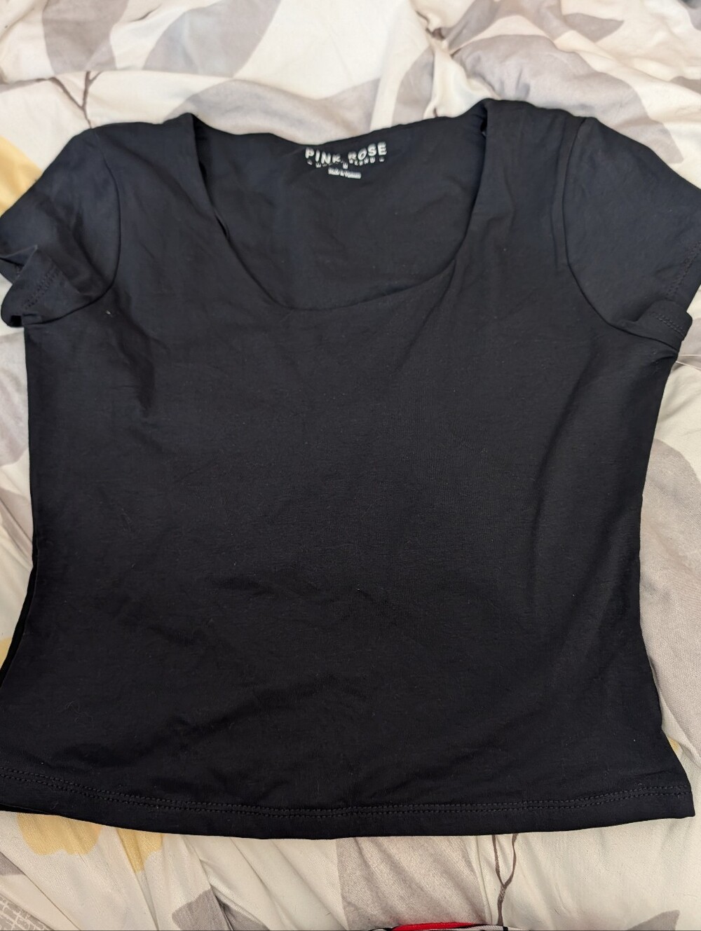Pink Rose Women’s Black Scoop Neck Short Sleeve Tee